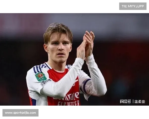 阿森纳1-0曼联，厄德高抽射经折射破门